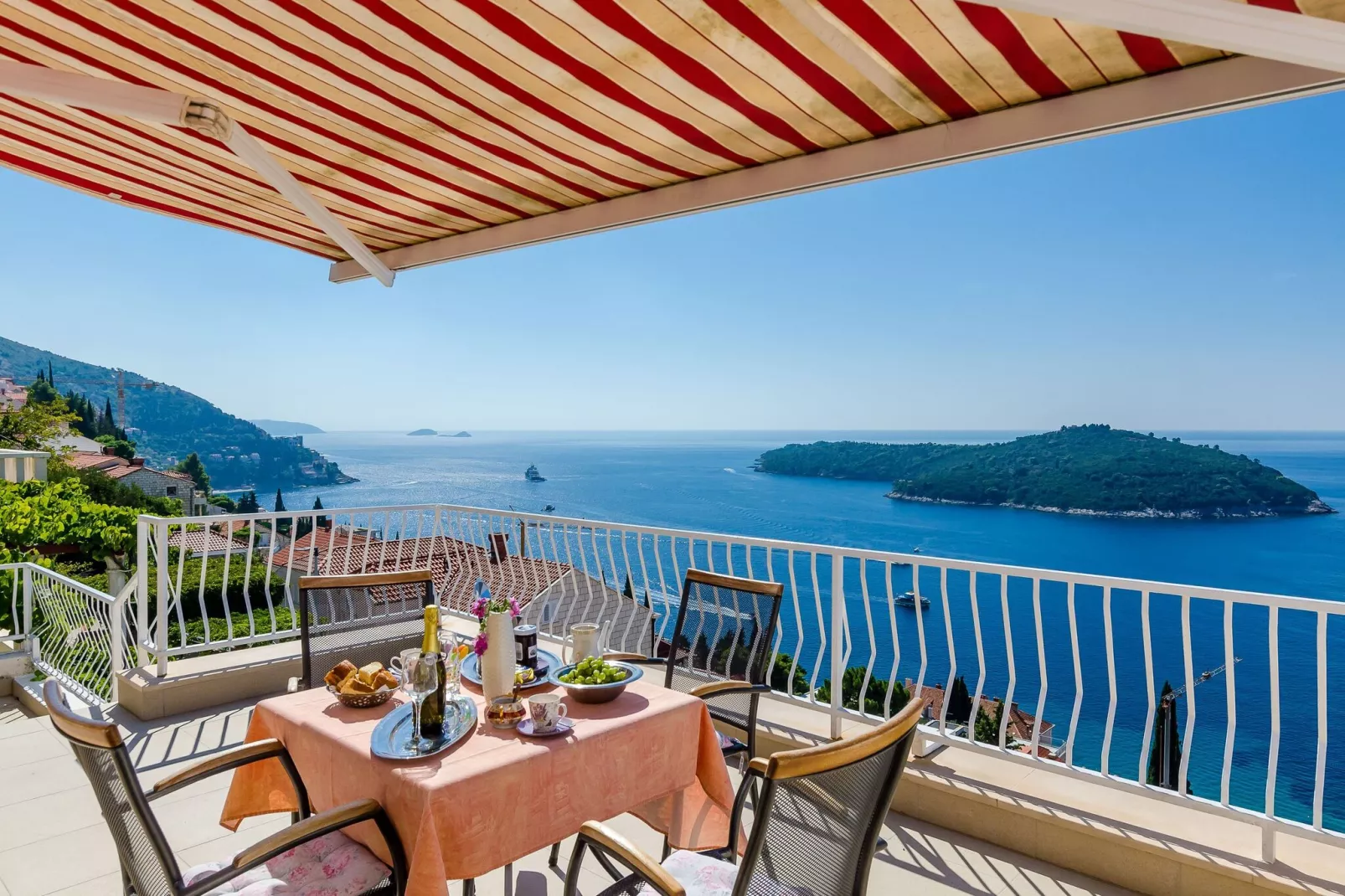 Apartment and Room Cicko - One Bedroom Apartment with Terrace and Sea View (Attic)-Terrace