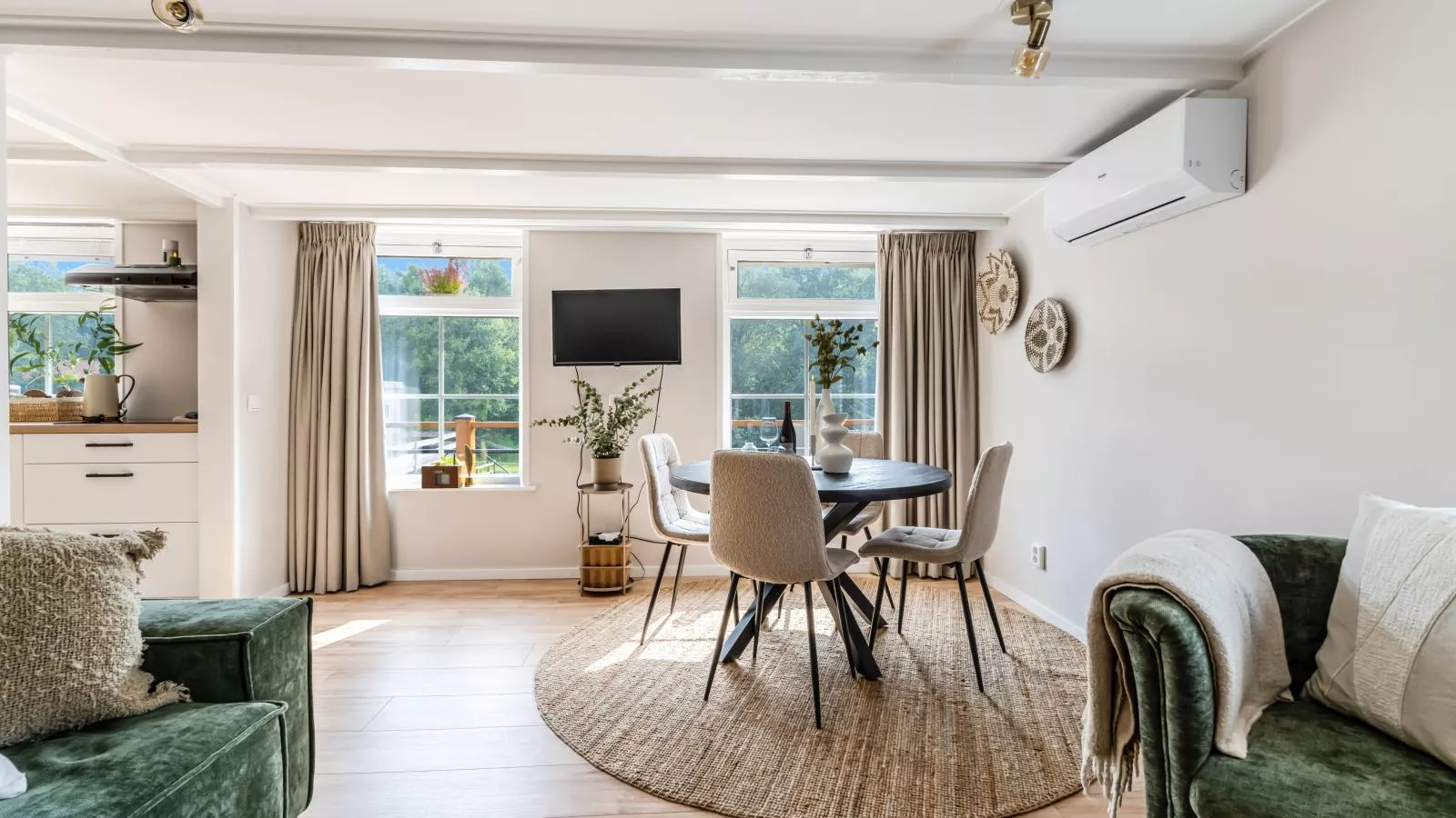 De Vale-Dining room