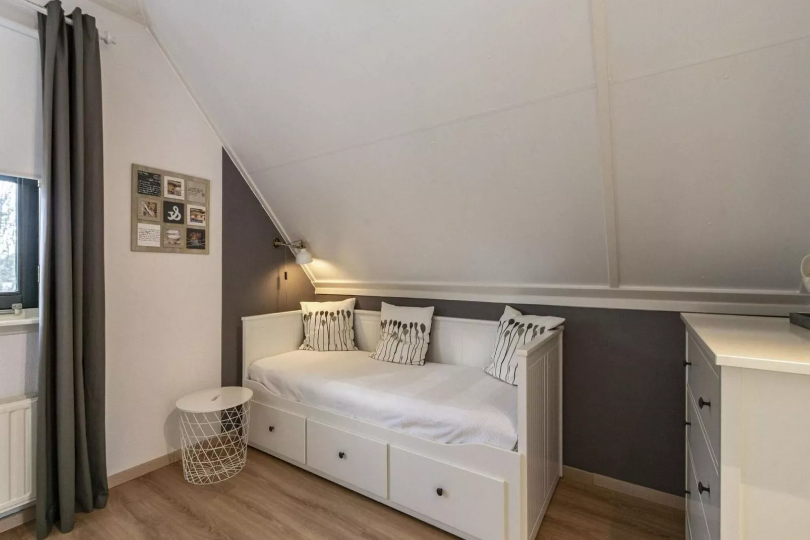 Buitenplaats 27 - Callantsoog-Bedroom