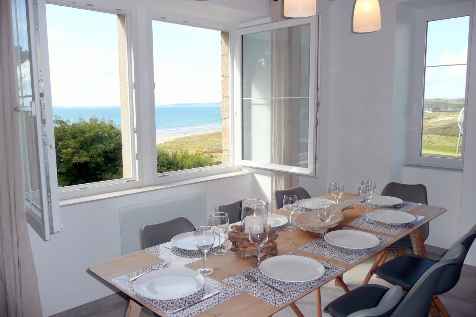 Ferienhaus mit Panorama-Meerblick Plonévez-Porzay-Esszimmer