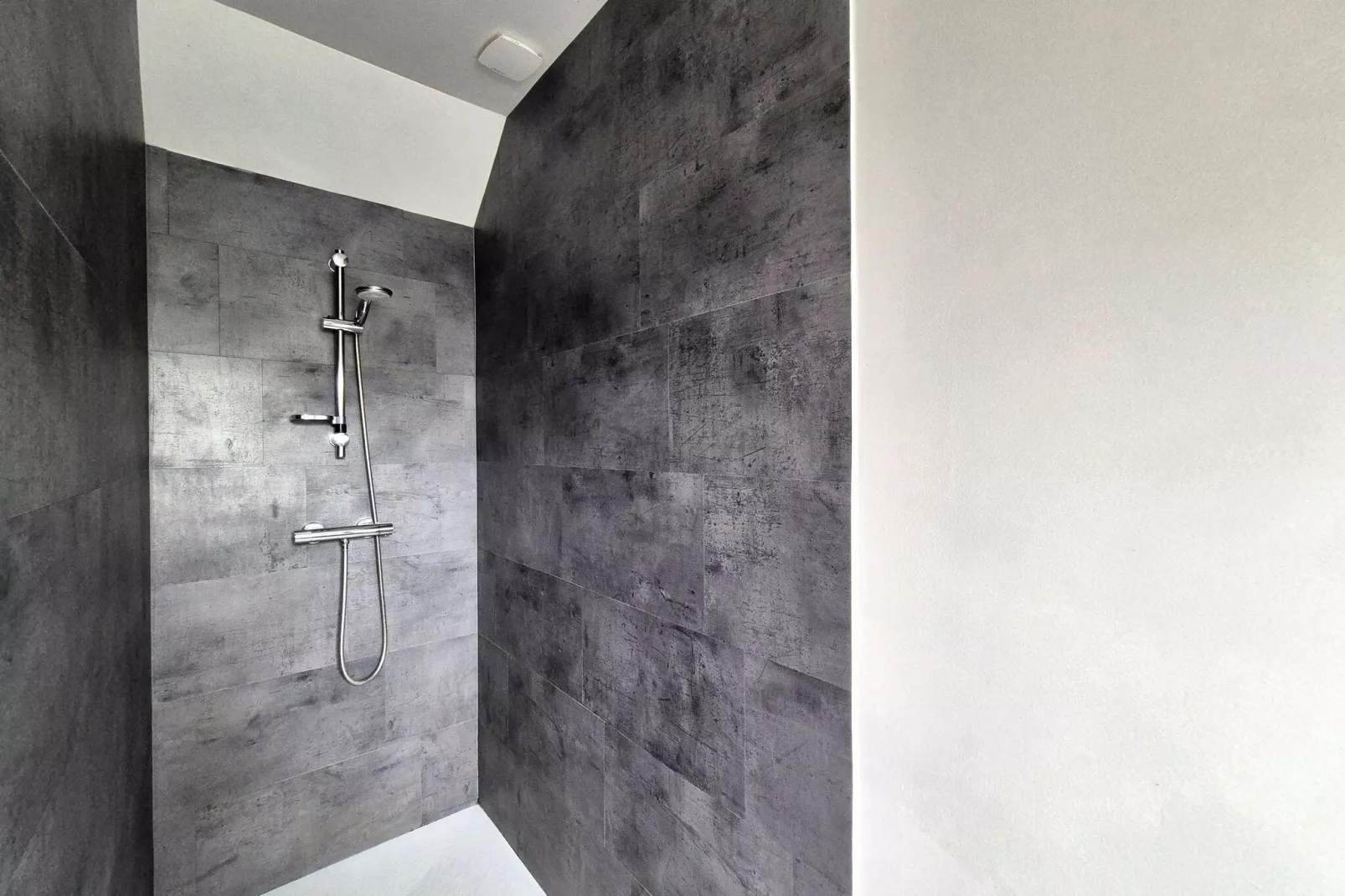 Maison de pêcheur Plougoulm-Bathroom