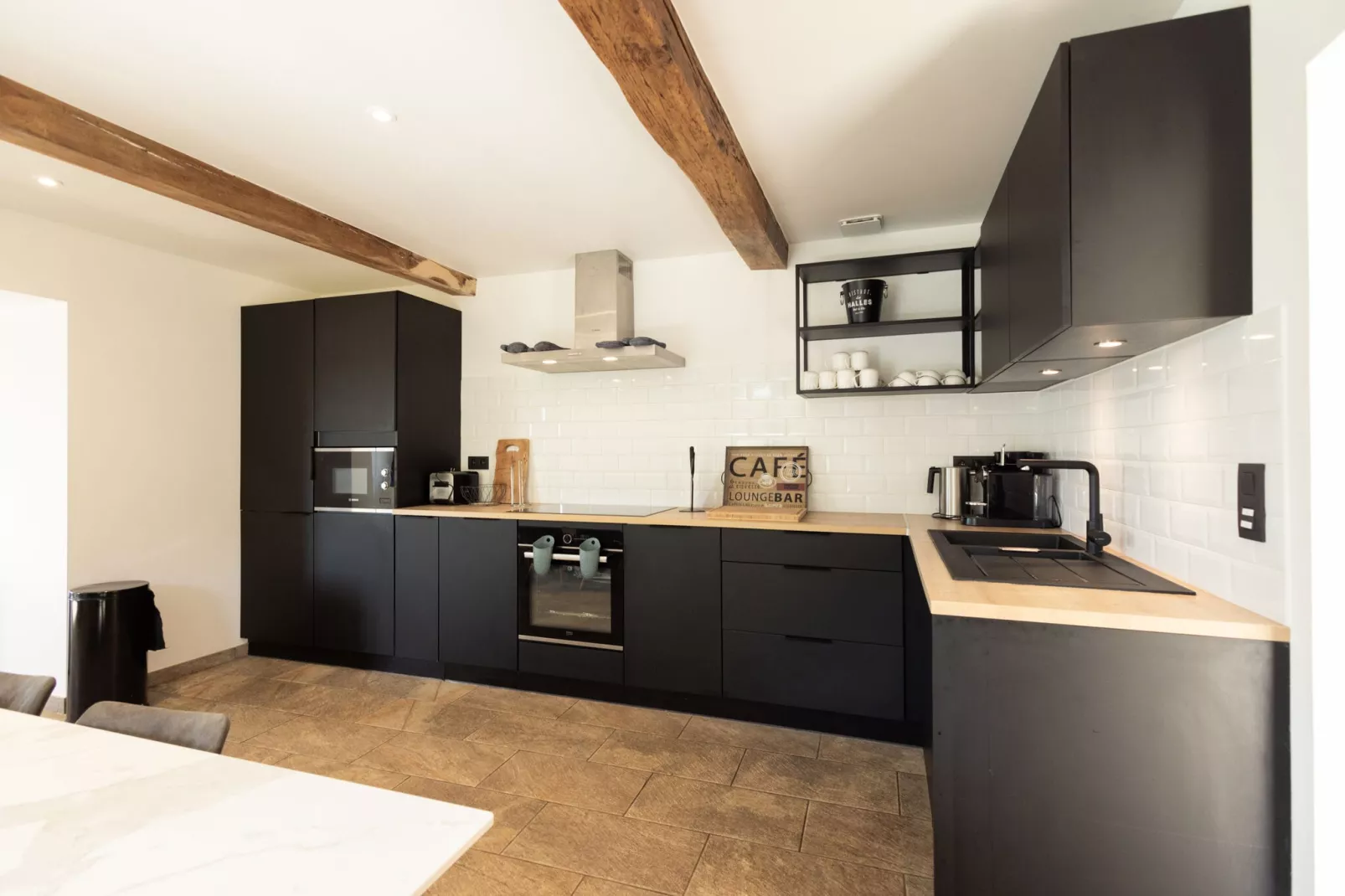 La Cote de Boué-Kitchen