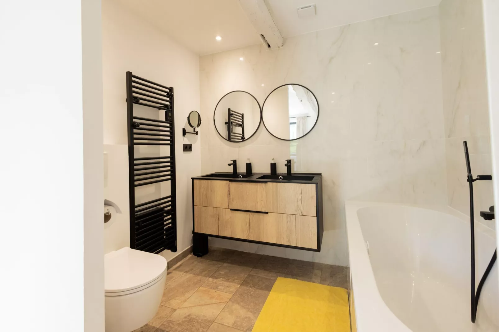 La Cote de Boué-Bathroom