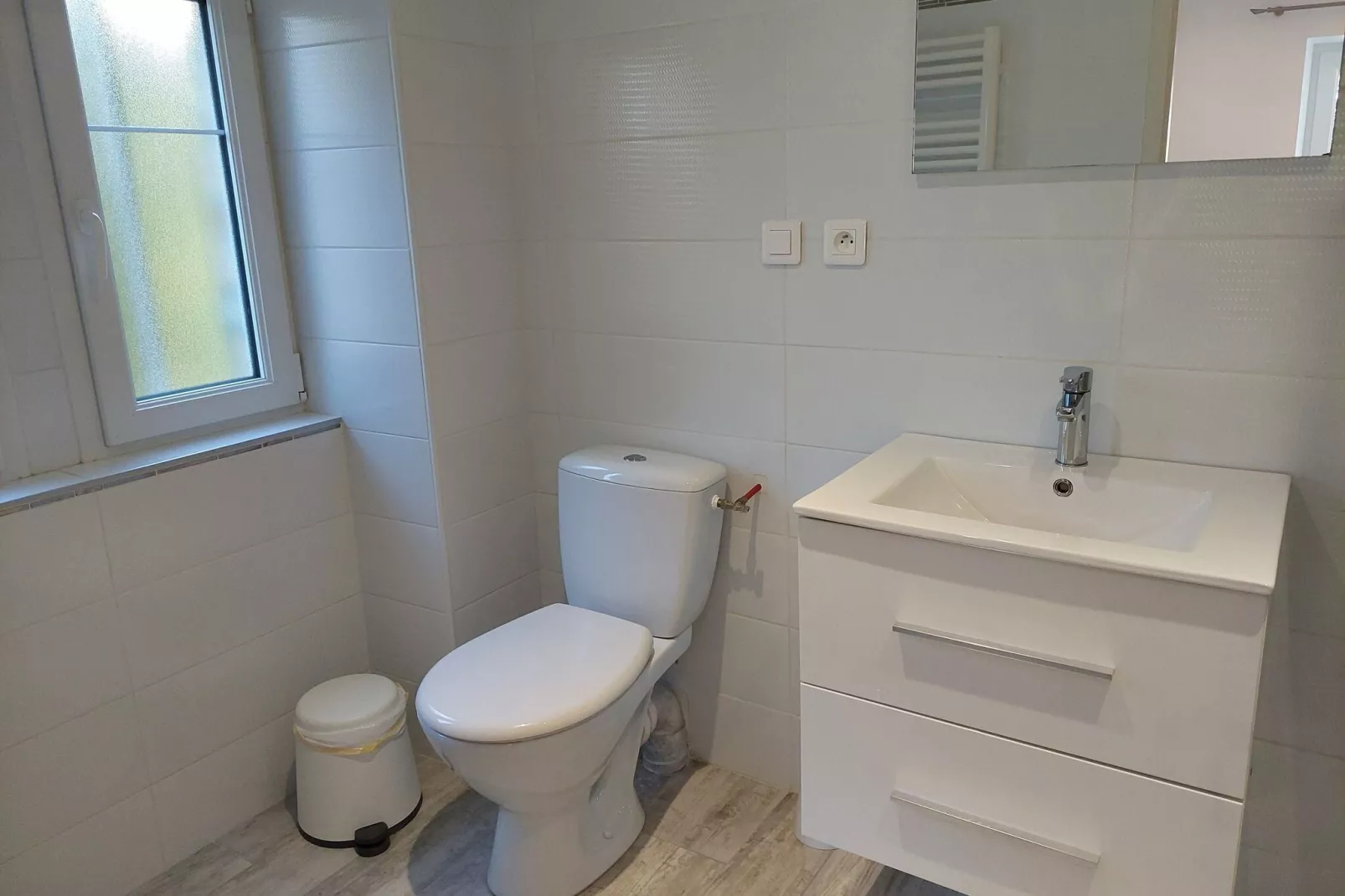 Ferienhaus mit Panorama-Meerblick Plonévez-Porzay-Badezimmer