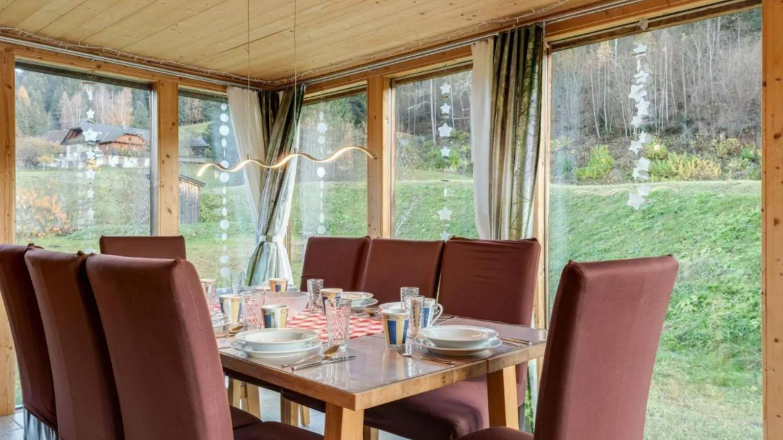 Bojahouse-Dining room