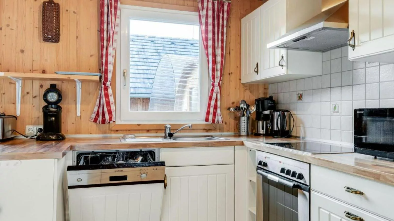 Bojahouse-Kitchen