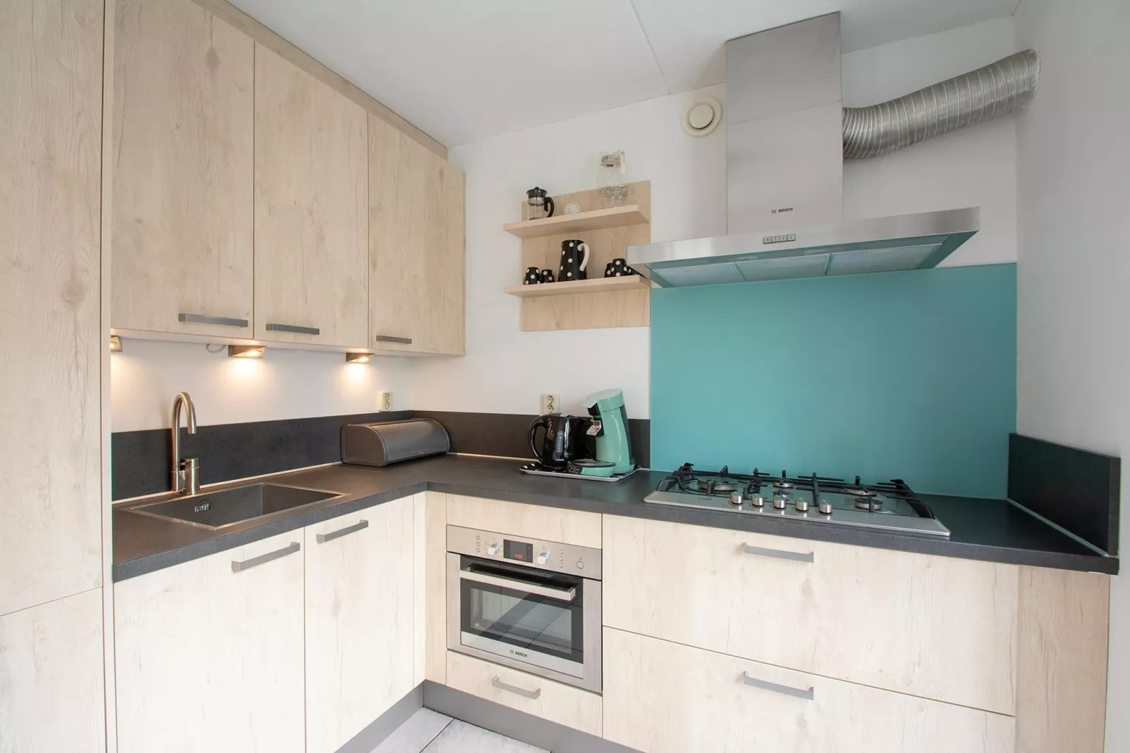 Ooghduyne 75-Kitchen