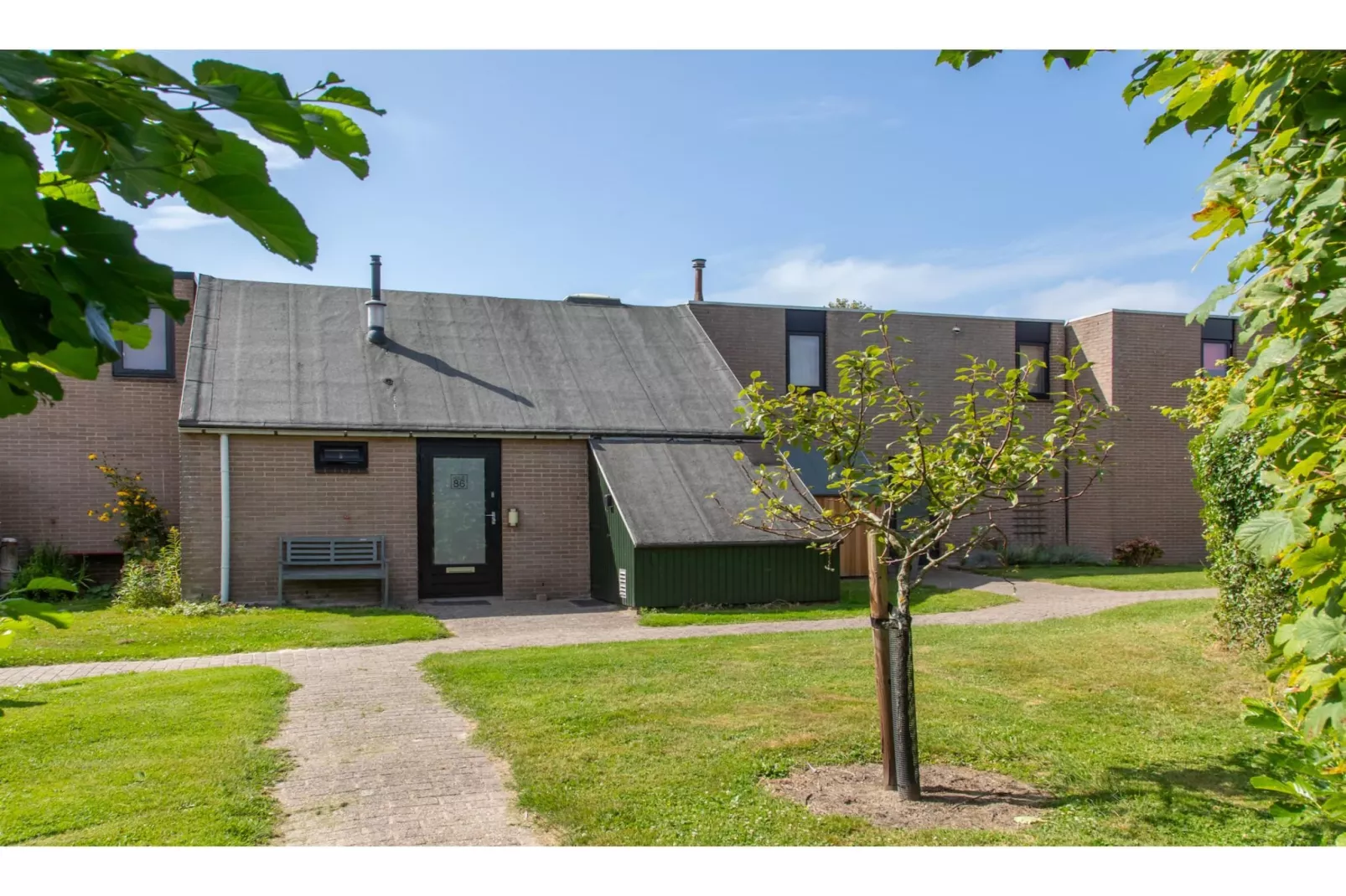 De Haaijmanweg 5  Burgh Haamstede 'Huisje 86'-Exterior summer