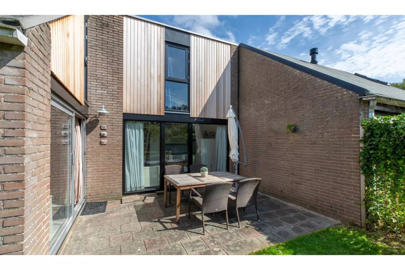 De Haaijmanweg 5  Burgh Haamstede 'Huisje 86'-Terrace balcony