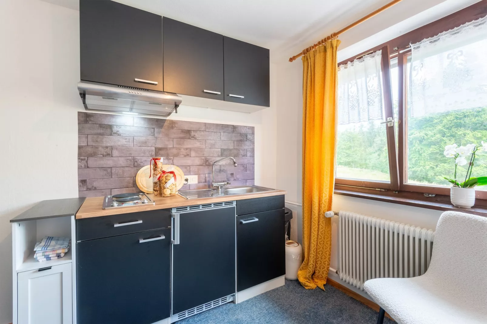 Apartment 4-Kitchen
