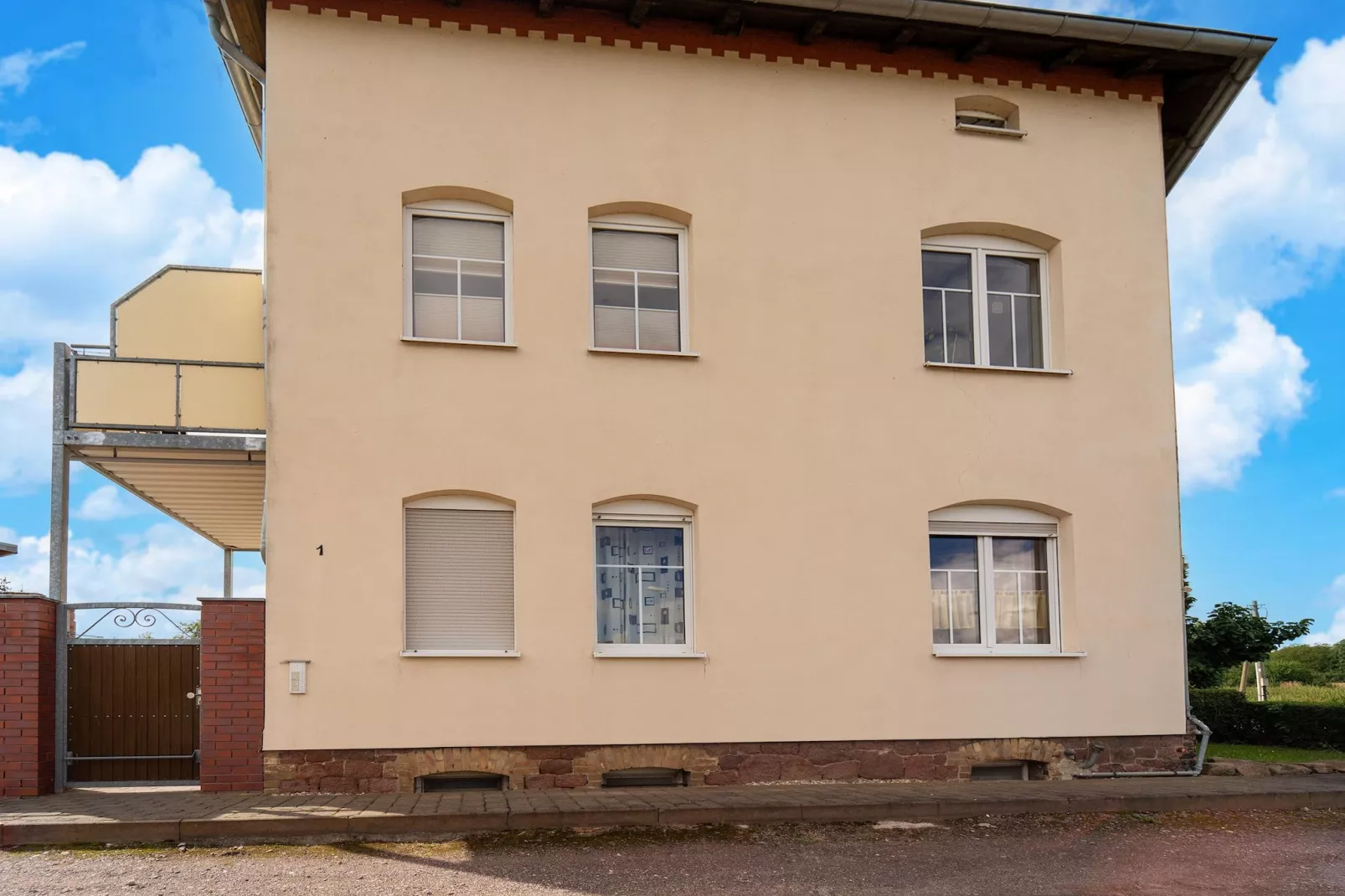 Ferienwohnung Petersberg-Exterior summer