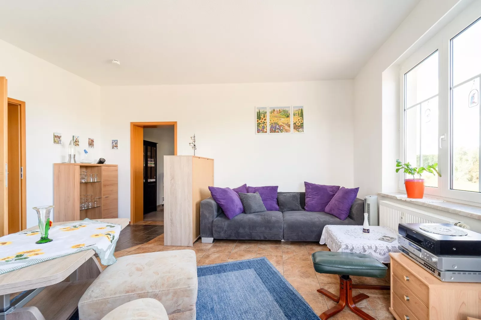Ferienwohnung Petersberg-Living room