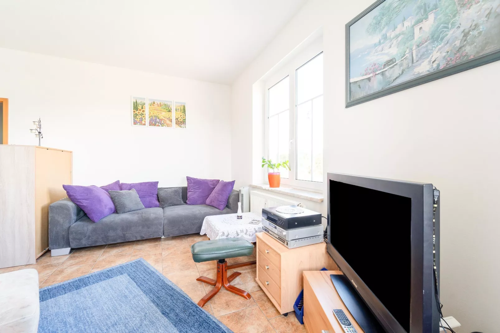 Ferienwohnung Petersberg-Living room