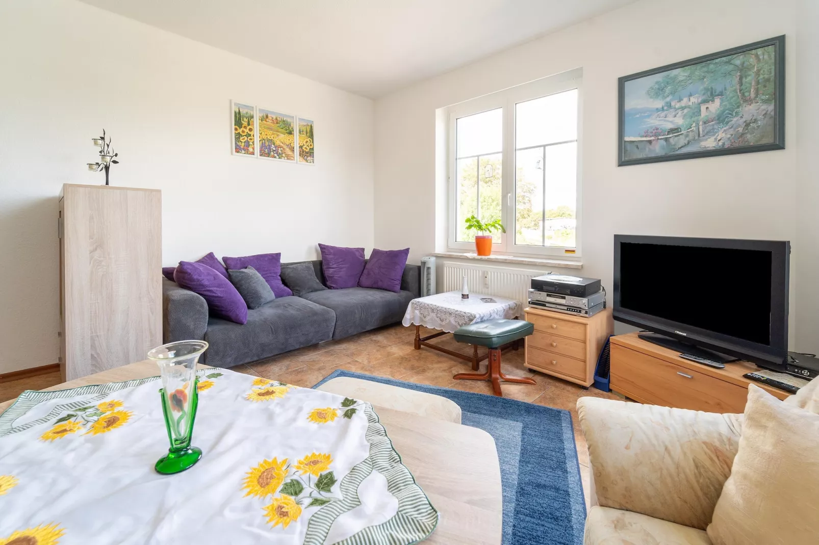 Ferienwohnung Petersberg-Living room