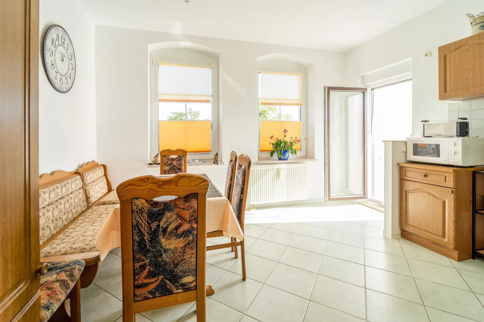 Ferienwohnung Petersberg-Dining room