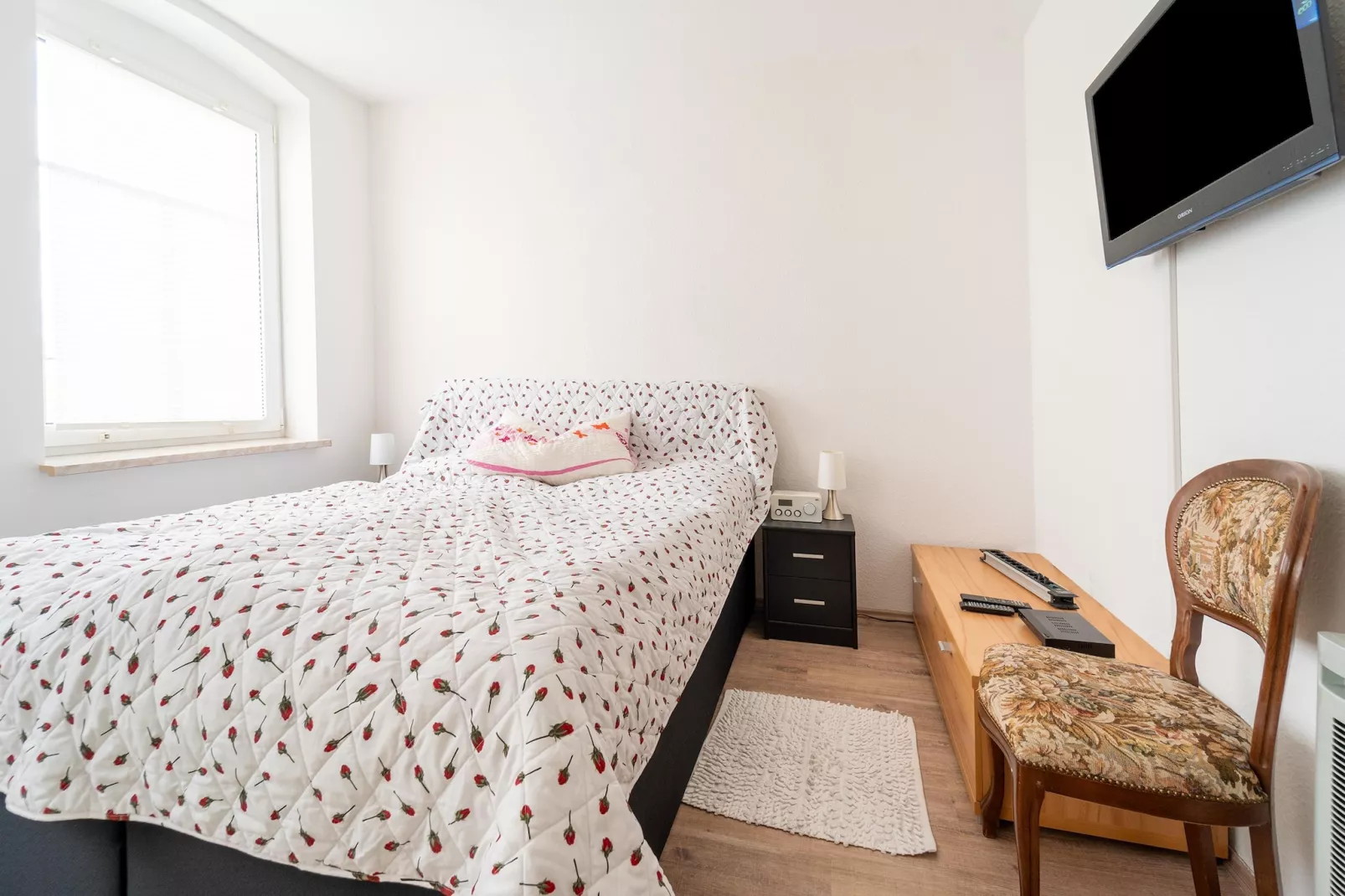 Ferienwohnung Petersberg-Bedroom
