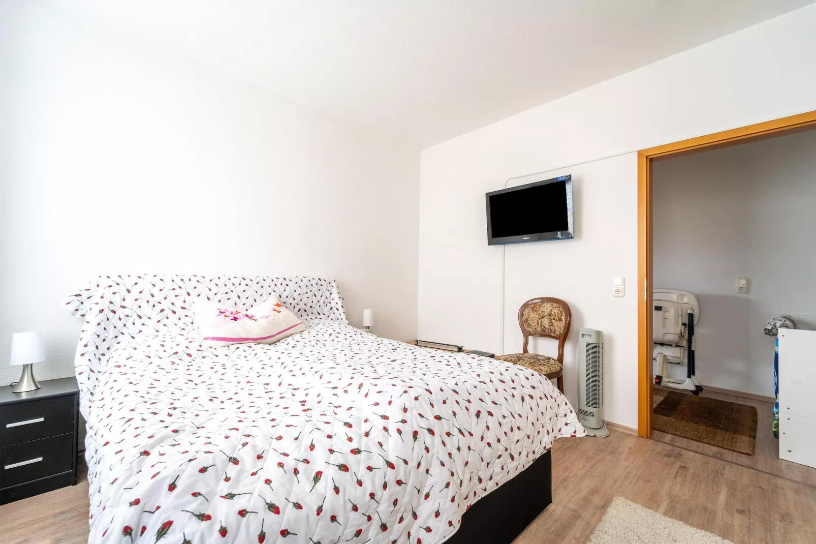 Ferienwohnung Petersberg-Bedroom