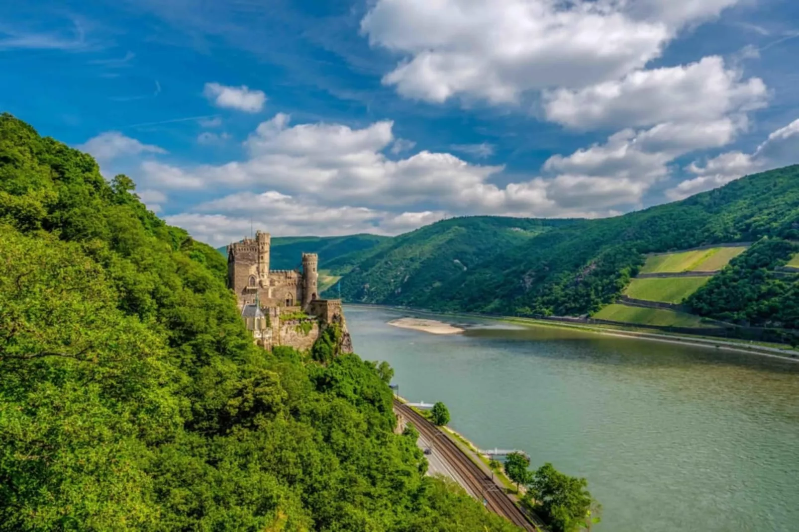 Ferienhaus St Goarshausen in der Loreley-Areas summer 5km