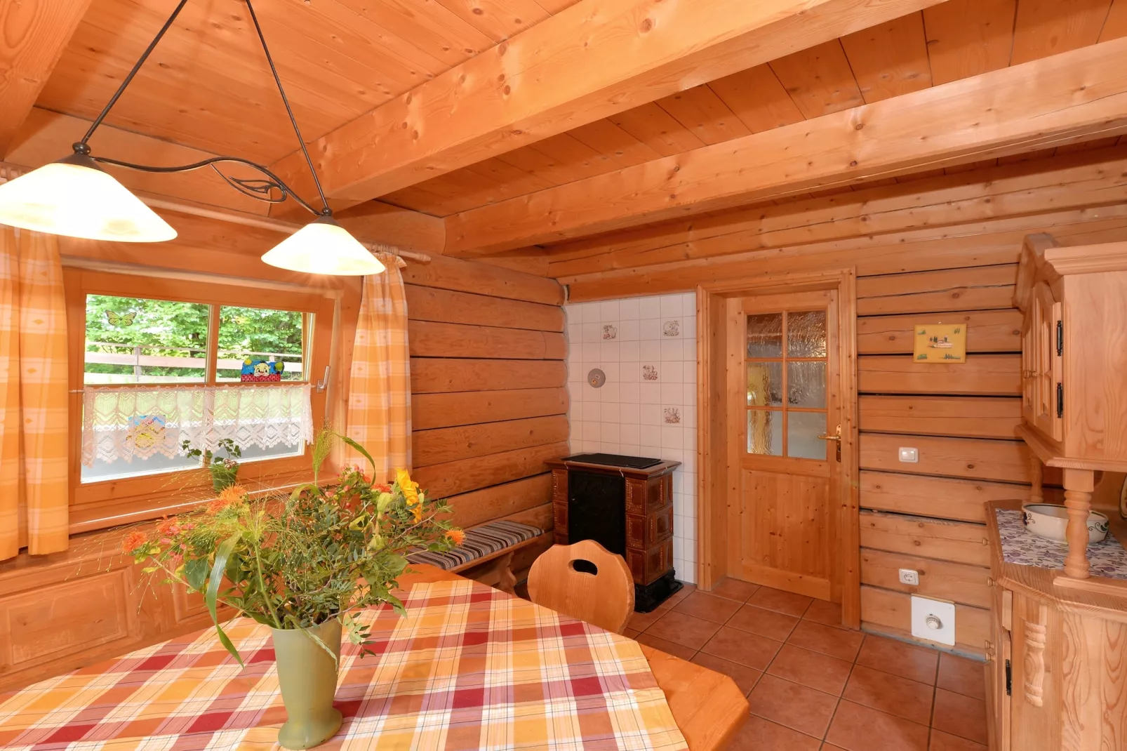 Schönes Holzhaus Arberblick-Esszimmer