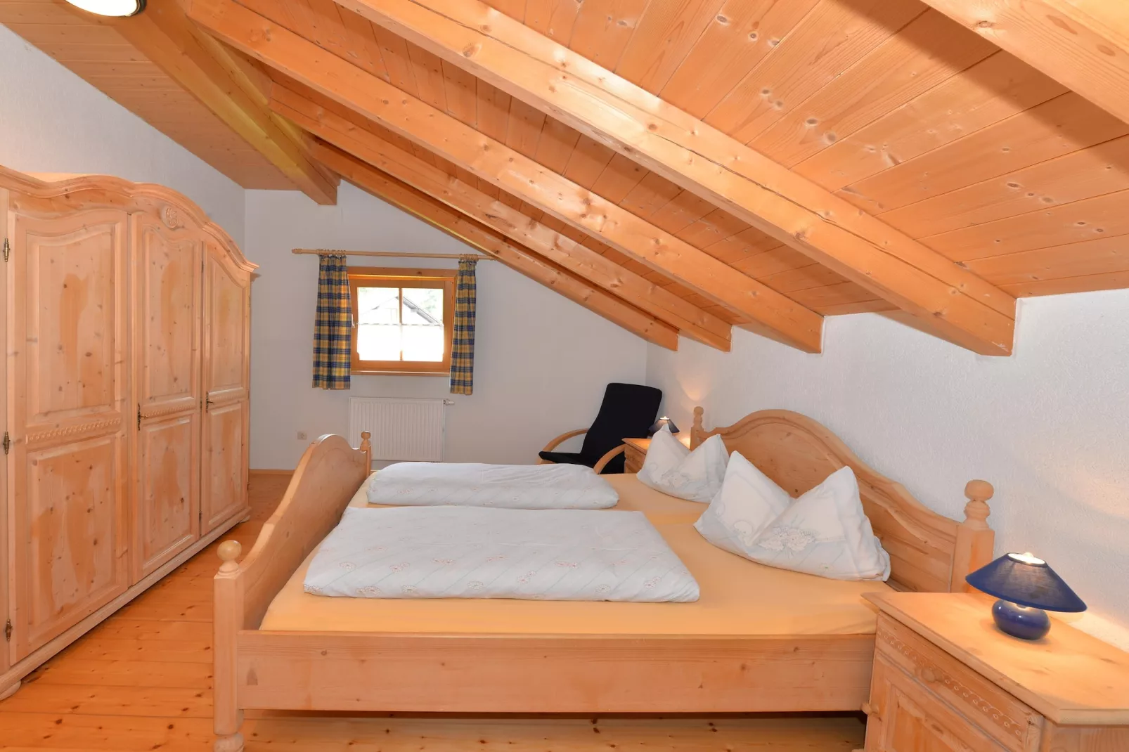 Schönes Holzhaus Arberblick-Schlafzimmer