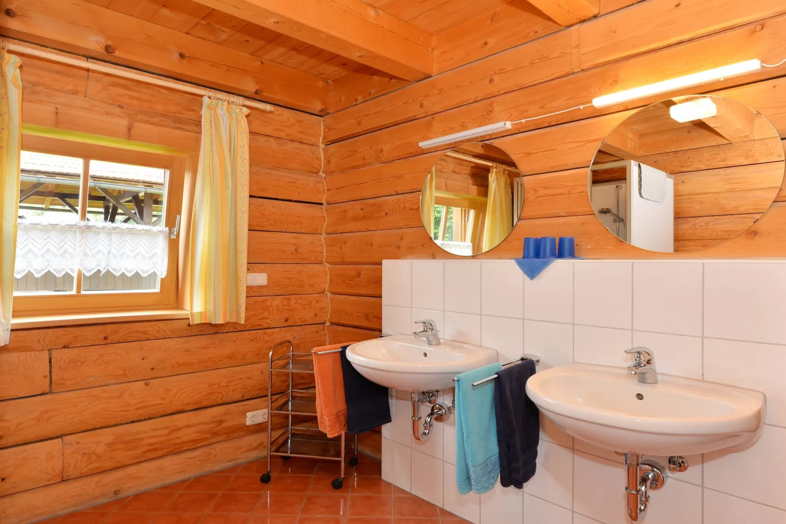 Schönes Holzhaus Arberblick-Badezimmer