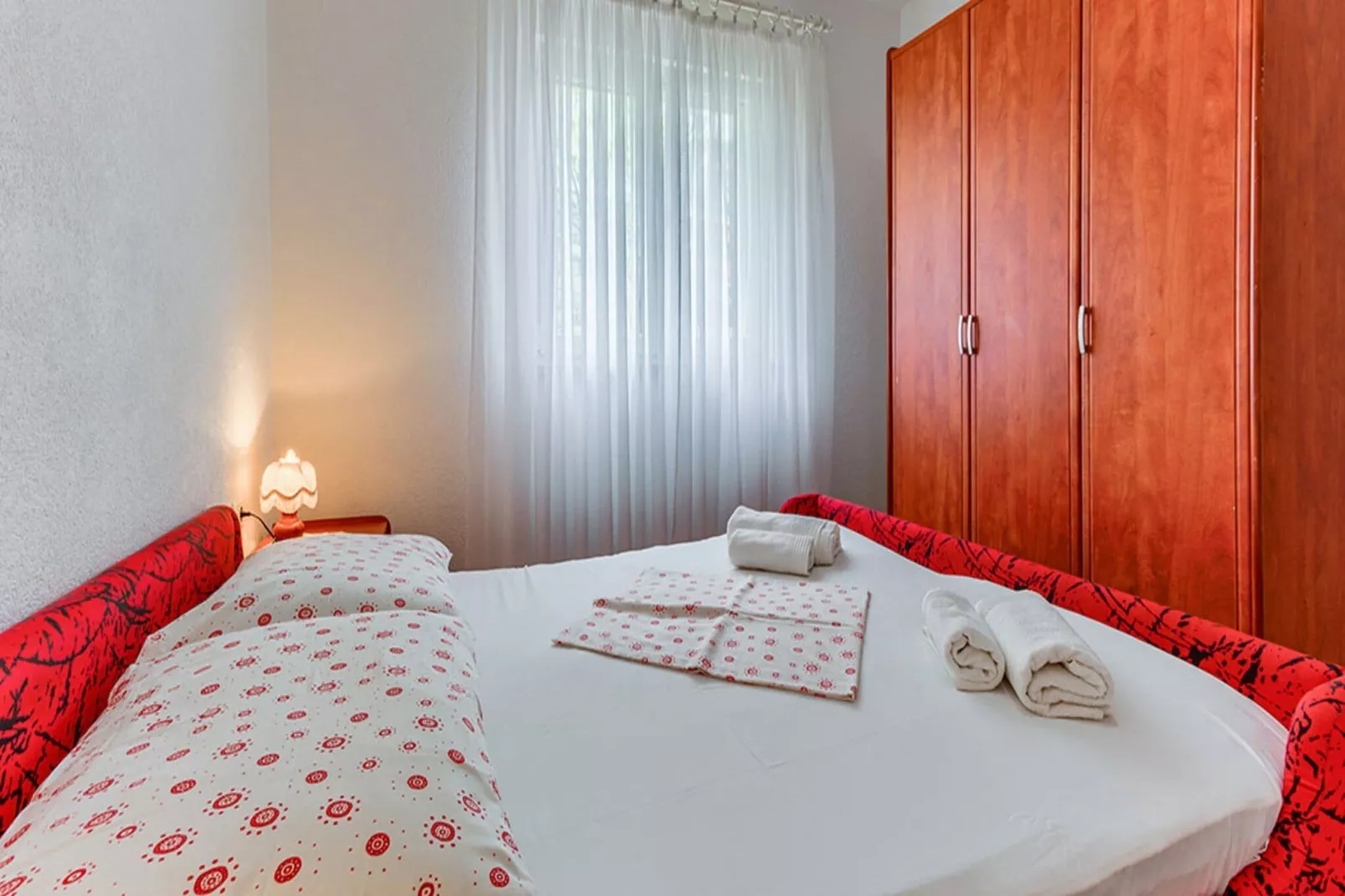 Apartments Ivo - Comfort One bedroom apartment with terrace and sea view (A3)-Chambre