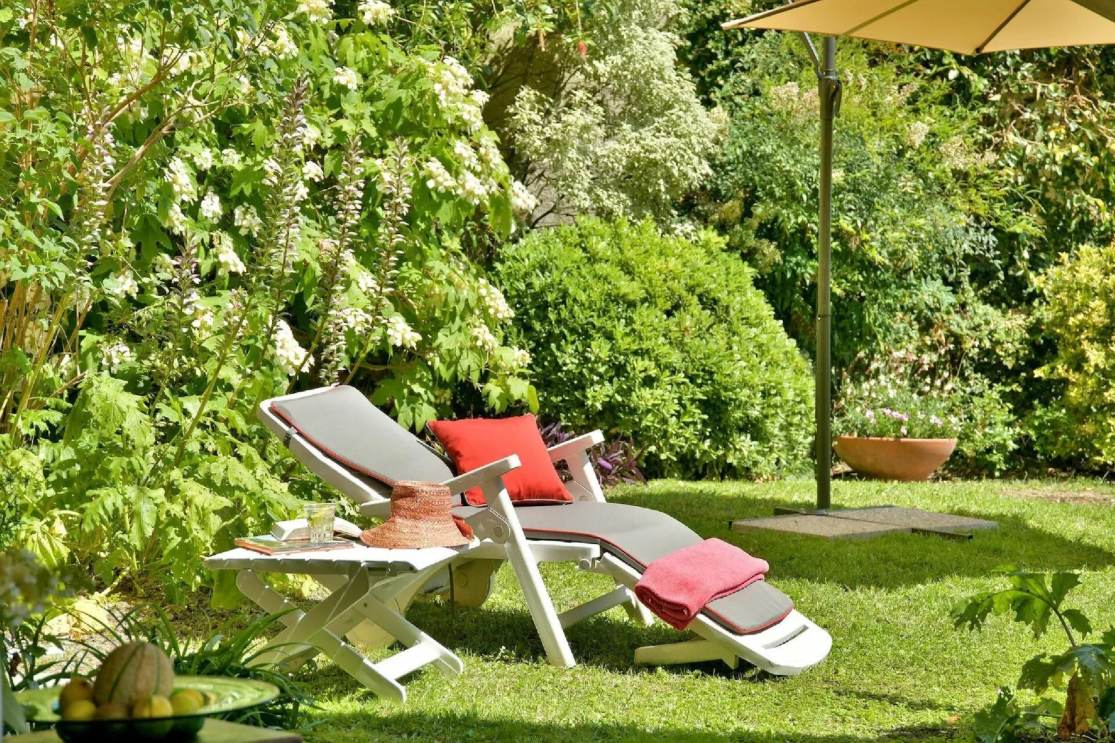 Giuditta Sei-Gardens summer