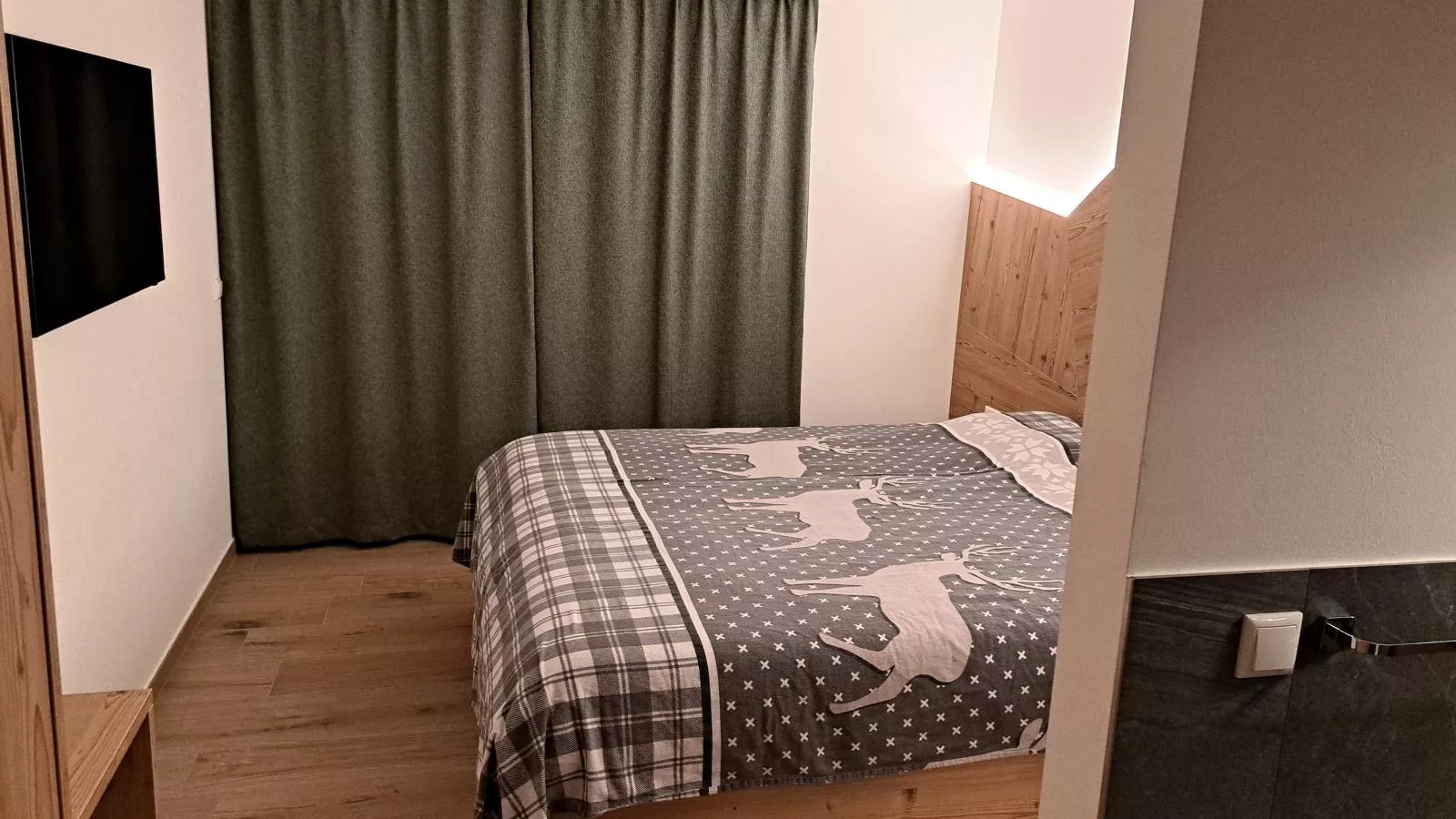 Grebenzen Lodge Edelweiss-Bedroom