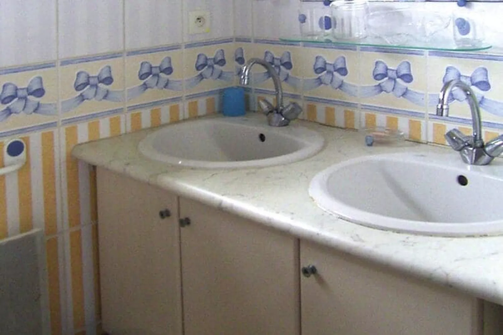 Ferienhaus vom Meer umgeben Hanvec-Bathroom