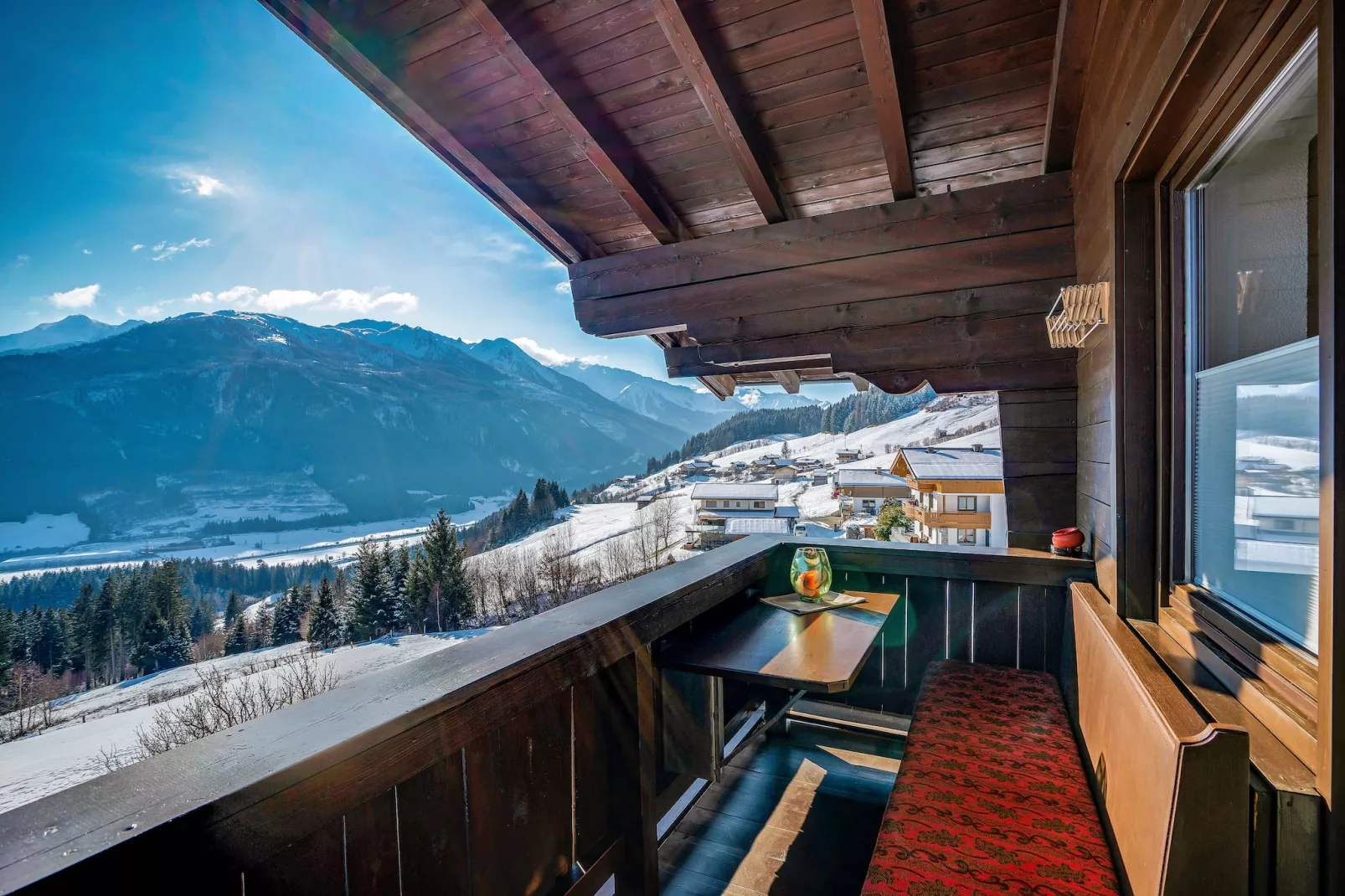 Bergliebe & Waldrand-View winter