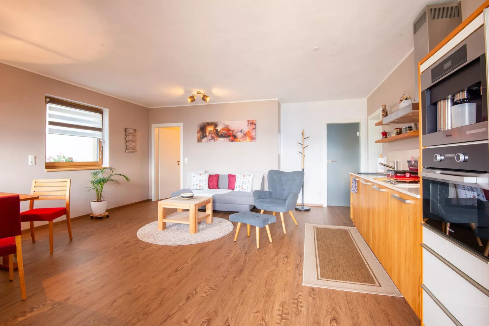 Alpblick Apart-Living room