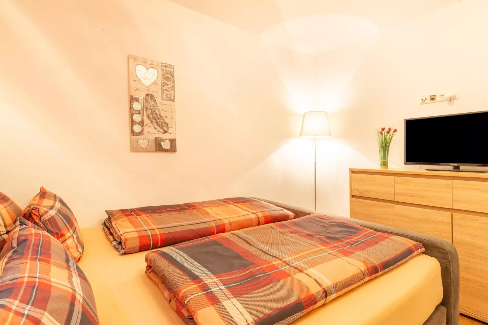 Alpblick Apart-Bedroom