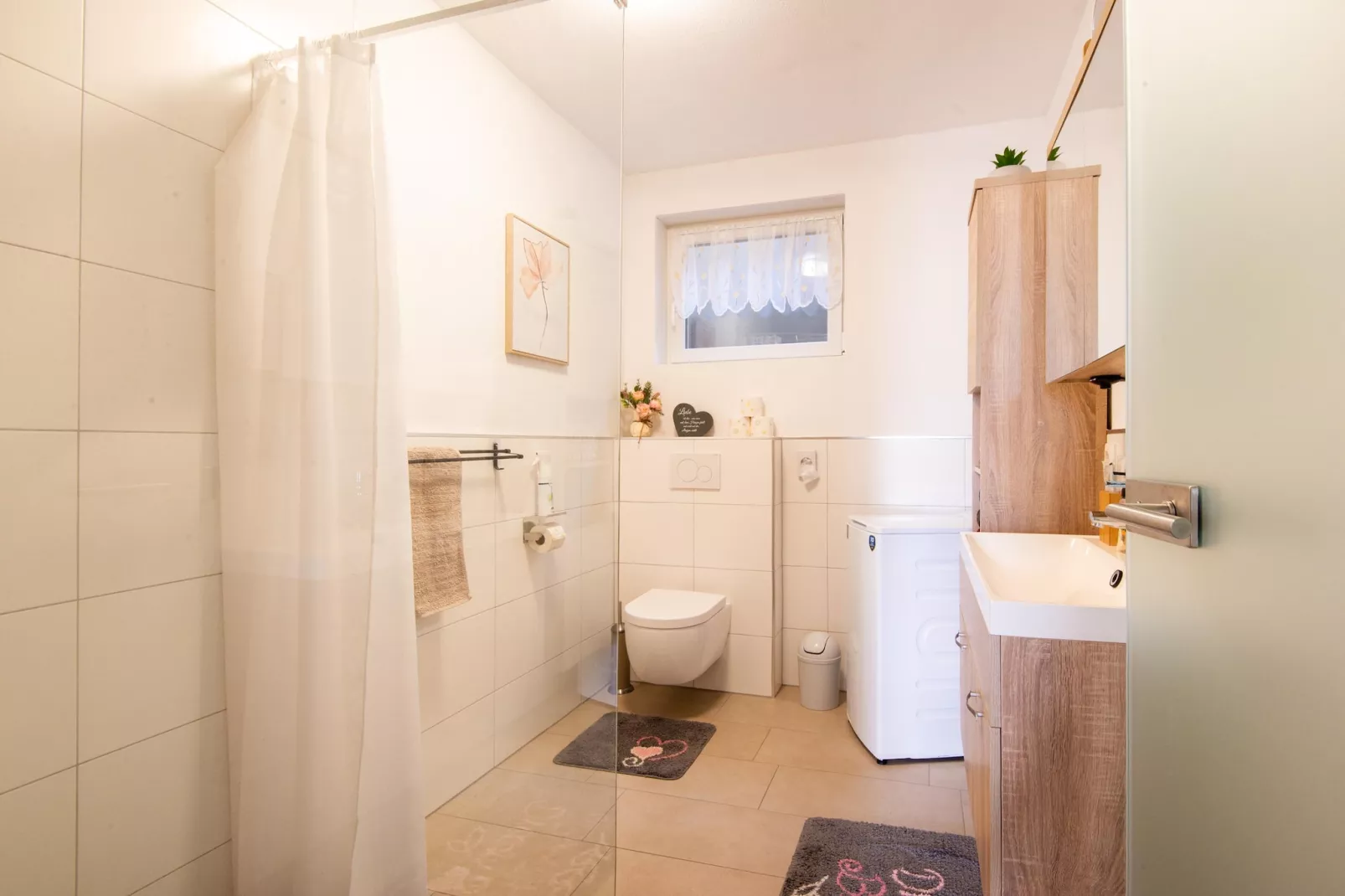 Alpblick Apart-Bathroom