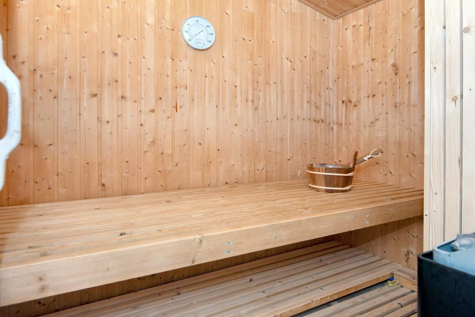 10 person holiday home in Harboøre-By Traum-Sauna