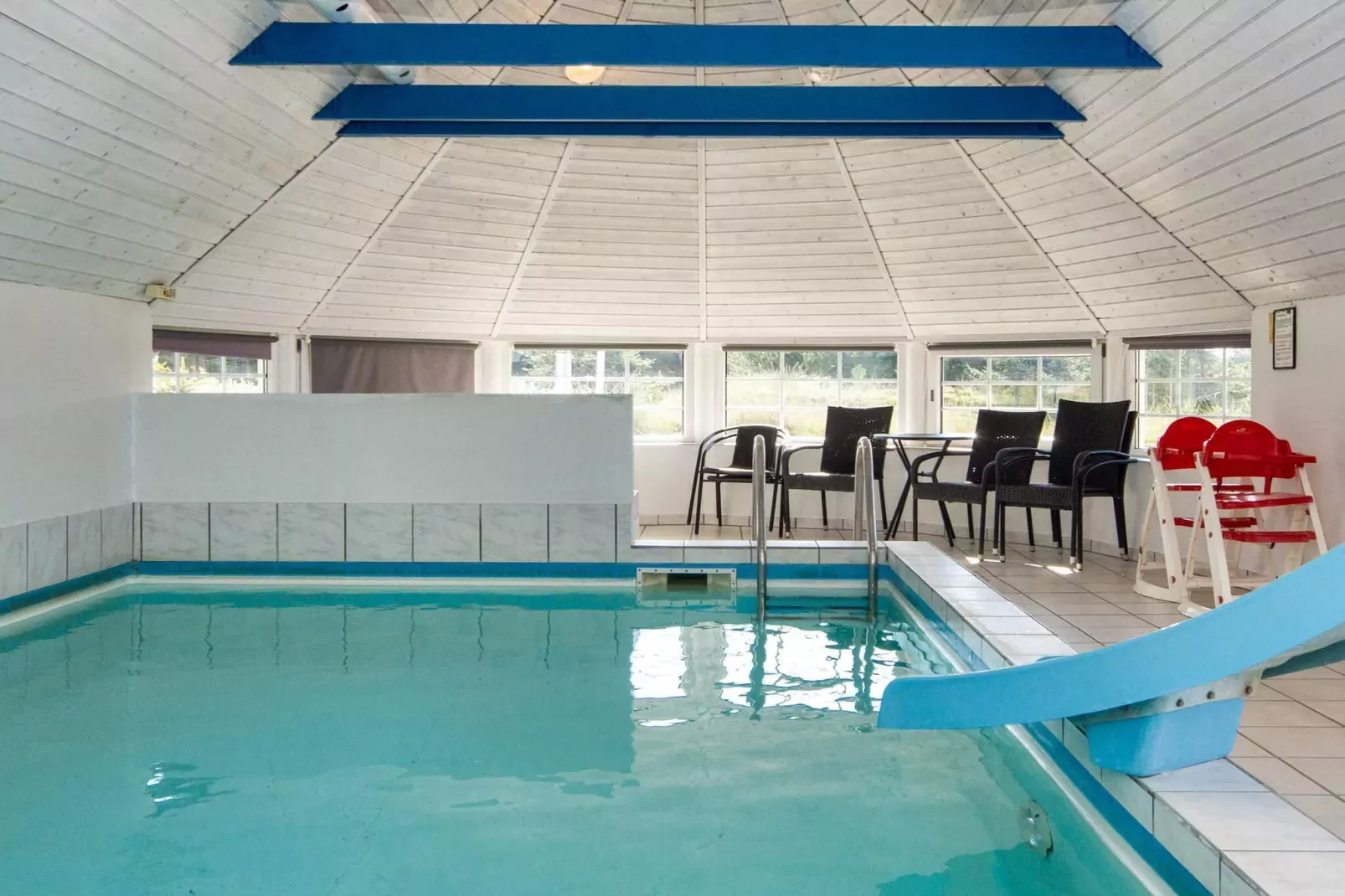 4 Sterne Ferienhaus in Harboøre-Schwimmbad