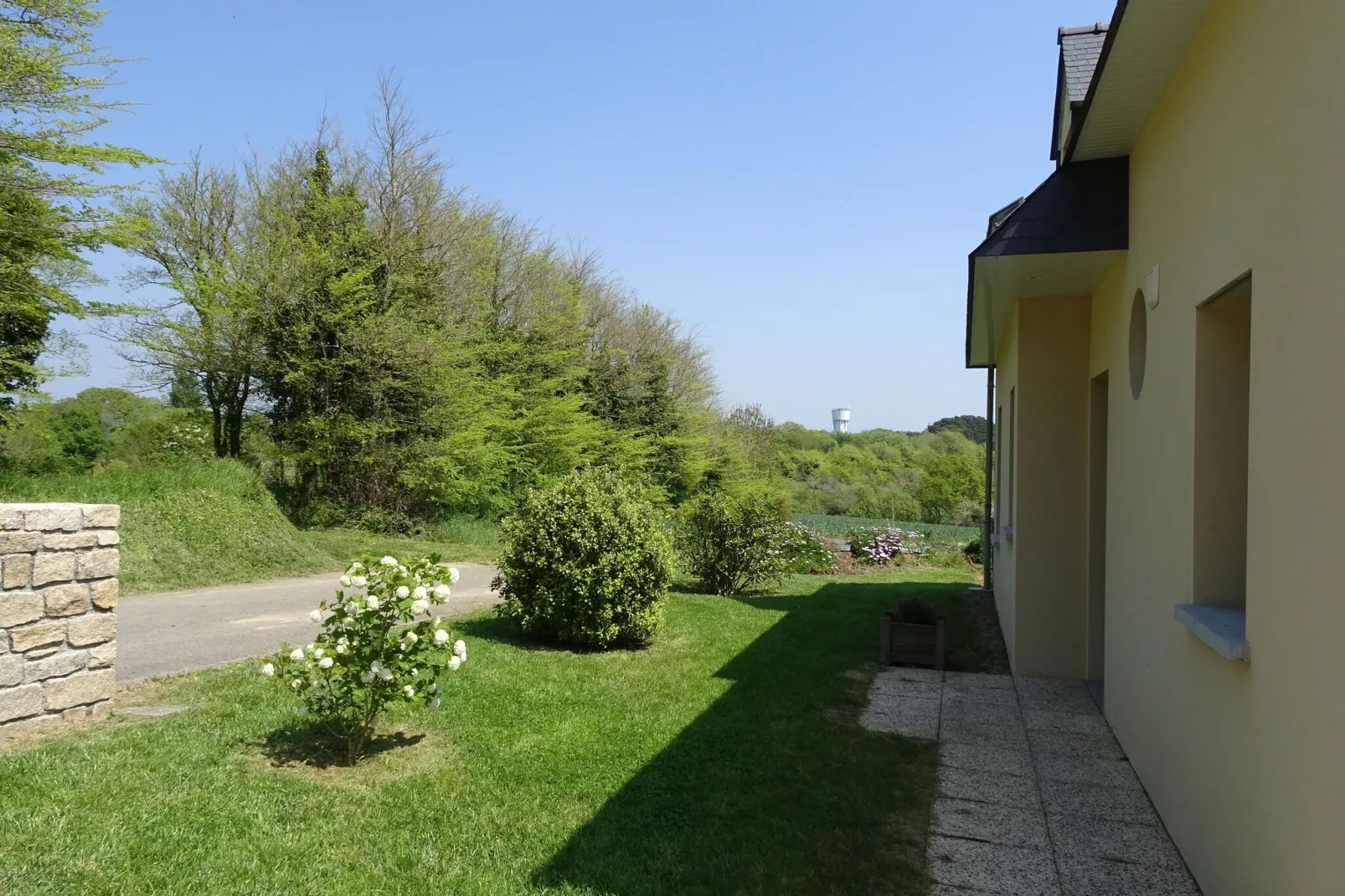 Holiday home Le Pouldu-Gardens summer