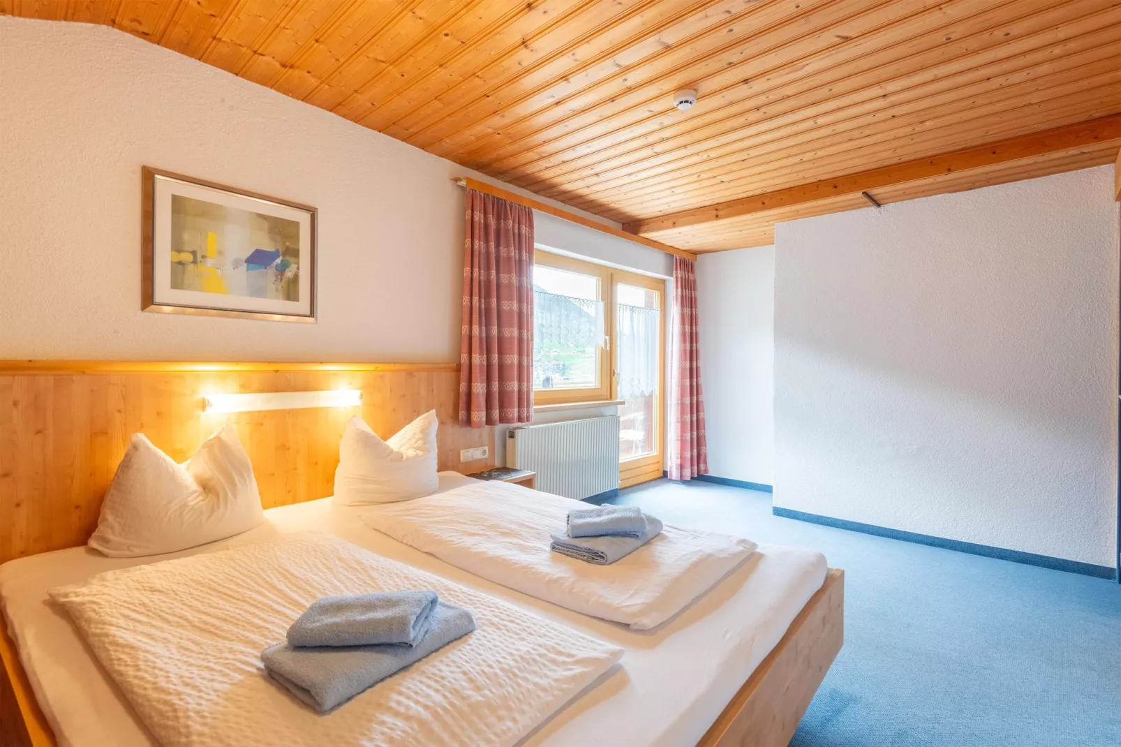 Apartment 4-6/2-Schlafzimmer