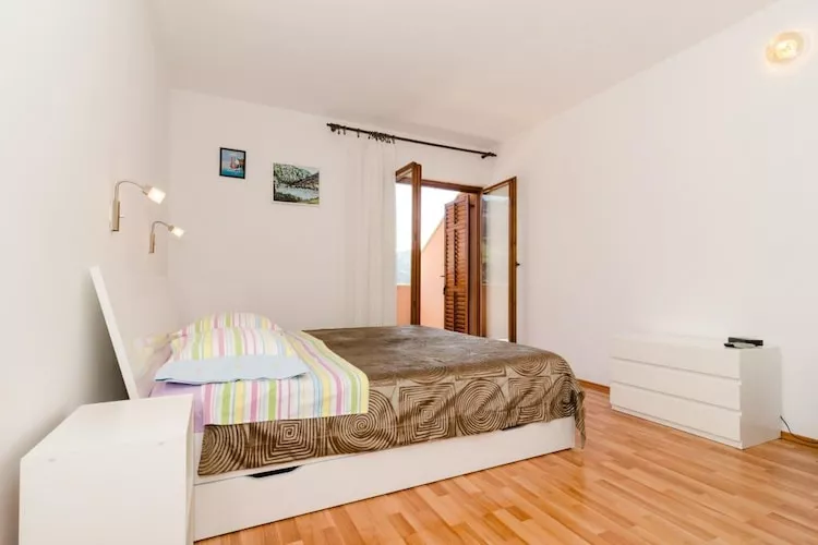 Apartments Bezek - Studio Apartment with Sea View-Bedroom