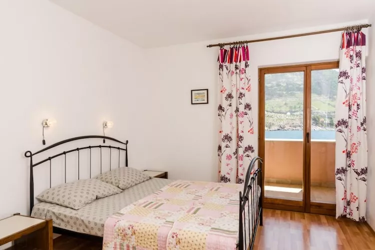 Apartments Bezek - Studio Apartment with Sea View 2 A-Bedroom