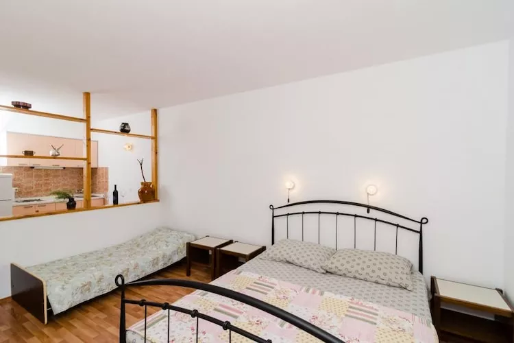 Apartments Bezek - Studio Apartment with Sea View 2 A-Bedroom