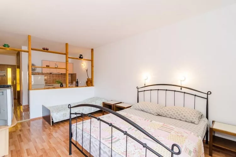 Apartments Bezek - Studio Apartment with Sea View 2 A-Bedroom