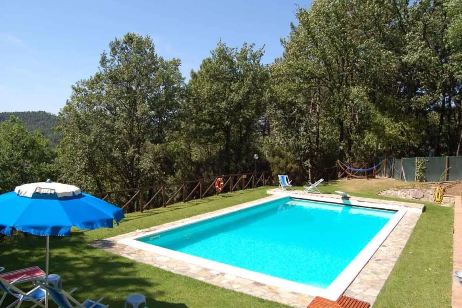 Le Piane-Pool