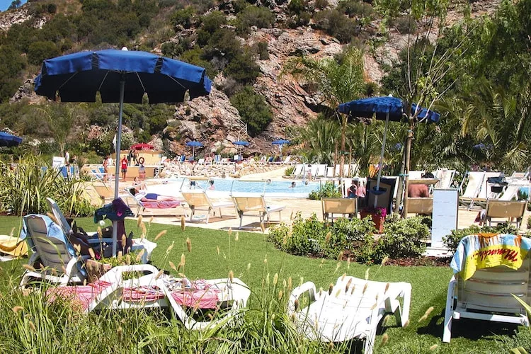 TH Holiday resort Ortano Mare Village & Residence Rio Marina-Bilo 5 Le Ville-1 piano balcone-Gardens summer