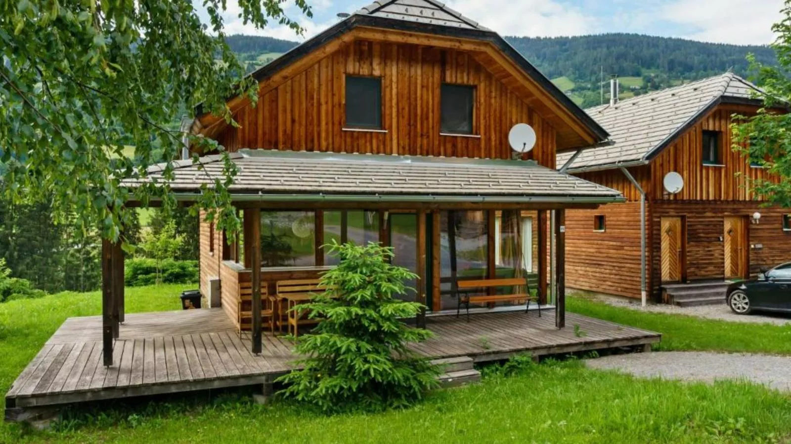 Bojahouse-Exterior summer