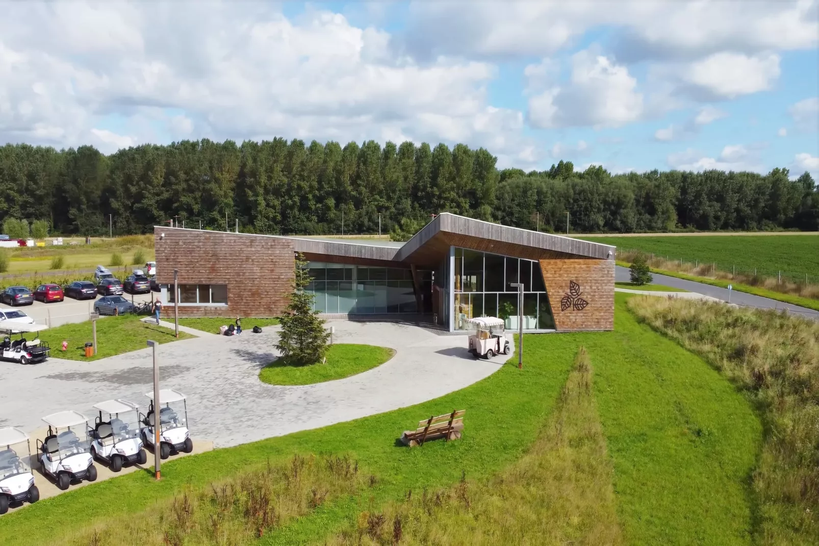 The Large Lake House by YourNature-Areas summer 1km