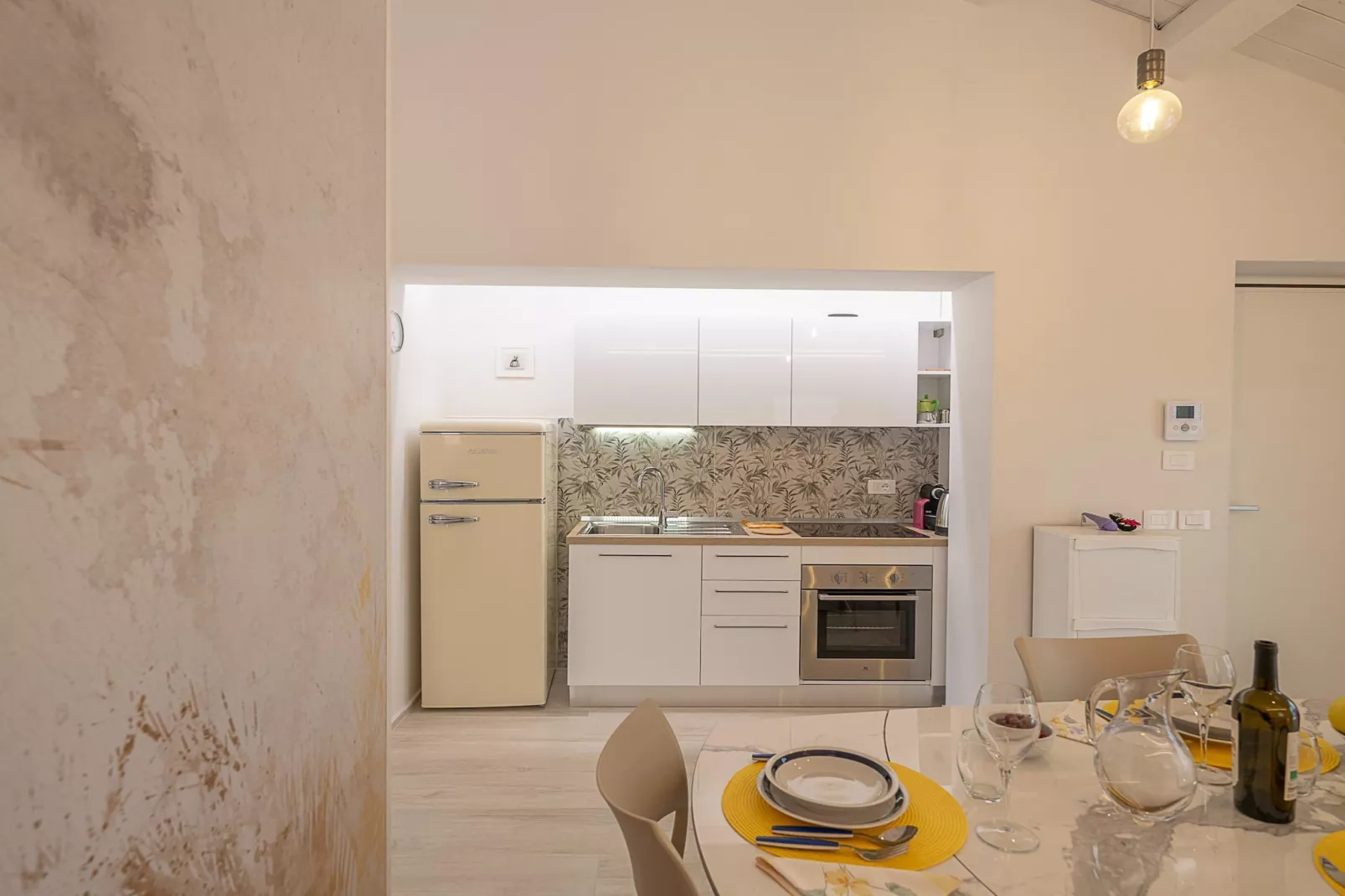 Infiniti Colli 6 pax-Kitchen