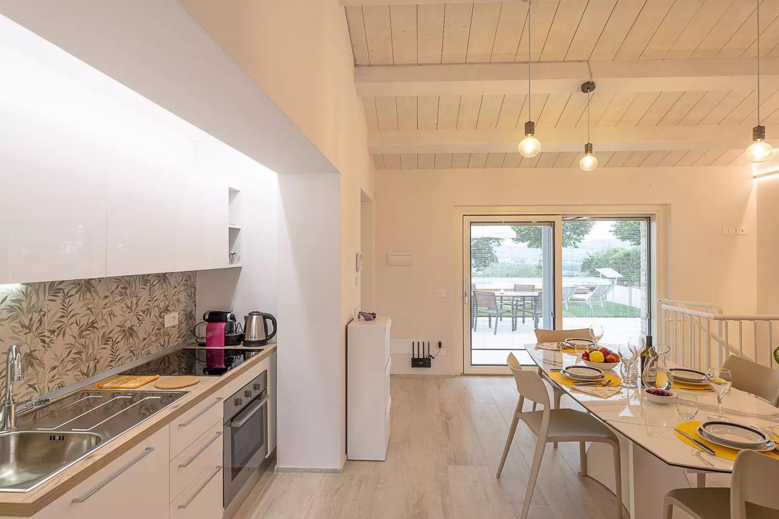 Infiniti Colli 6 pax-Kitchen
