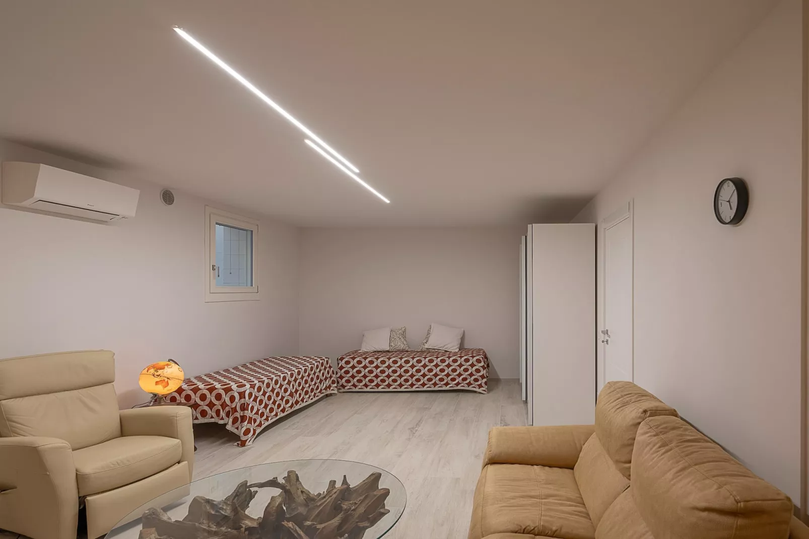 Infiniti Colli 6 pax-Bedroom