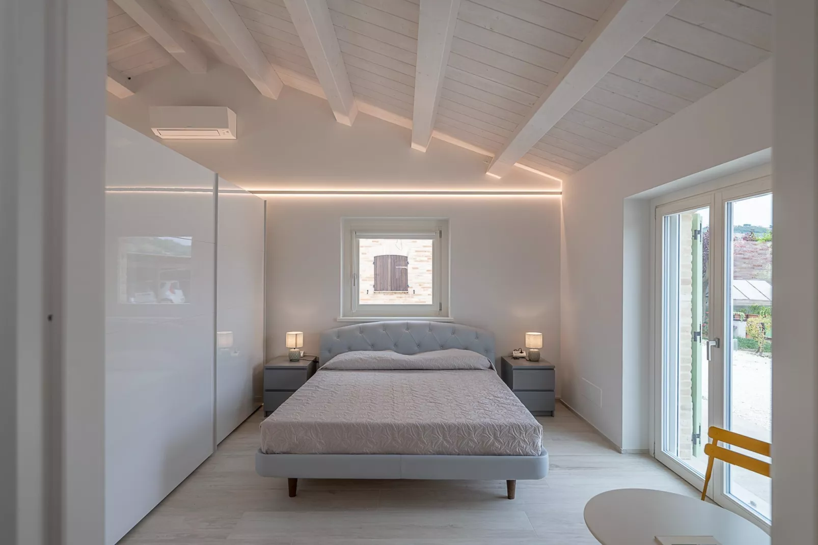 Infiniti Colli 6 pax-Bedroom