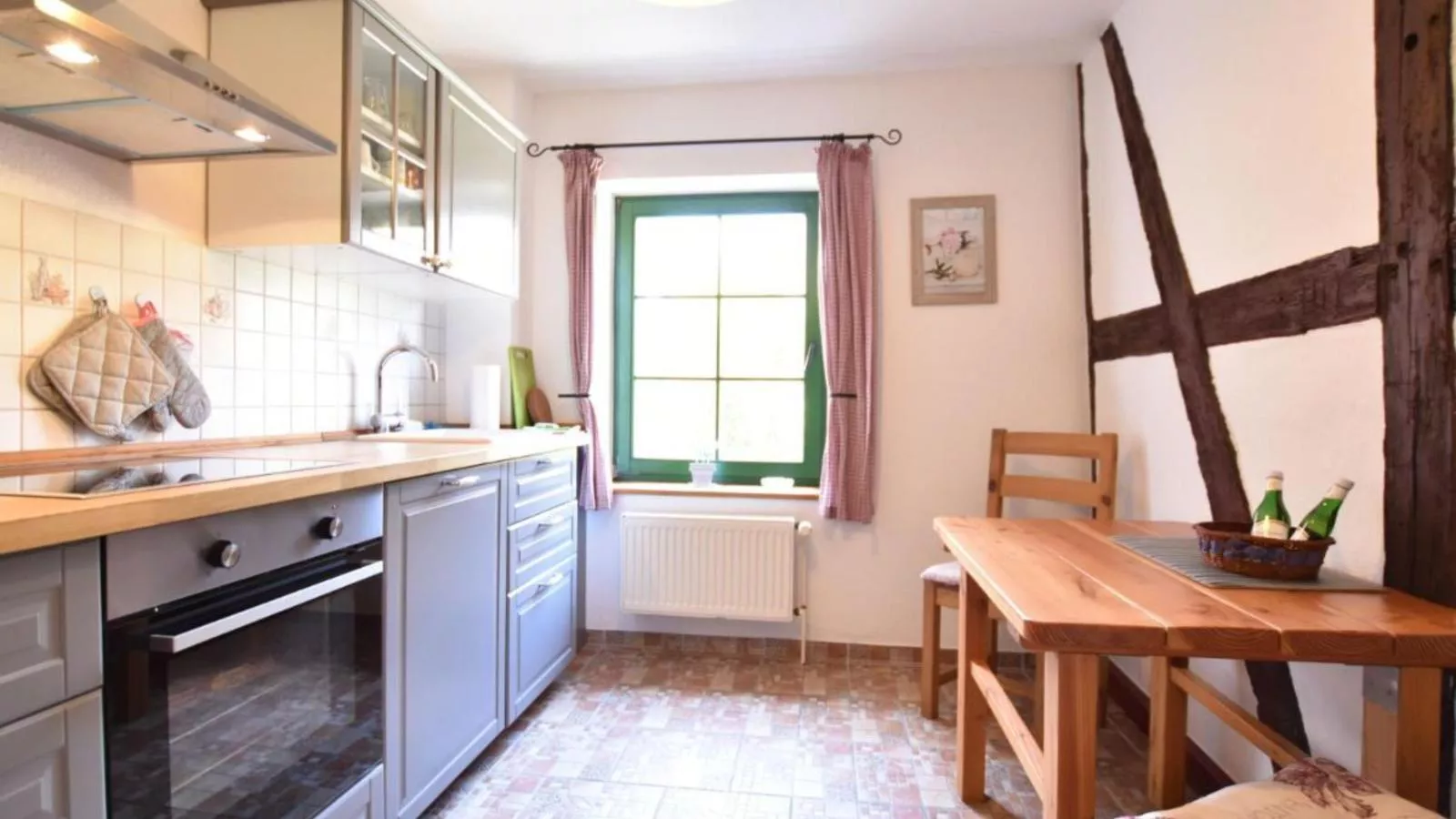 Greta-Kitchen